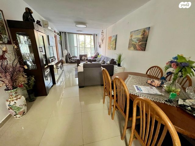 דירה, מחרוזת, יפו ד', גבעת התמרים, תל אביב יפו