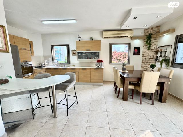 גג/ פנטהאוז, היובל, שרונה, רחובות