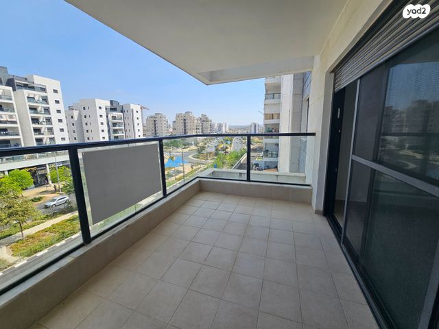 דירה, זית 7, החורש, חריש