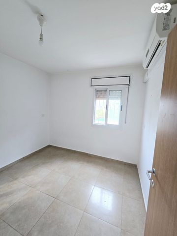 דירה, הפרחים, אשכול, כרמיאל