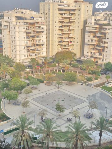 גג/ פנטהאוז, אסירי ציון, קרית שלום, תל אביב יפו