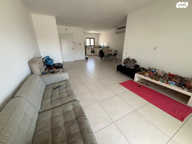 דירה, הרבי מלובאוויטש 33, השחר, דימונה