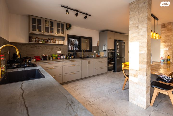 דירה, דרום, צפת