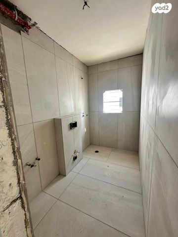 גג/ פנטהאוז, הדרור, נאות בן גוריון, יבנה