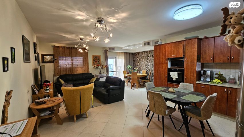 דירה, הרב חיים פינטו, קרית מלאכי