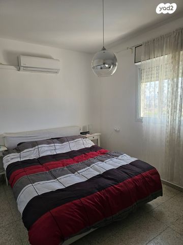 דירה, מורדי הגטאות, שיכוני המזרח, ראשון לציון