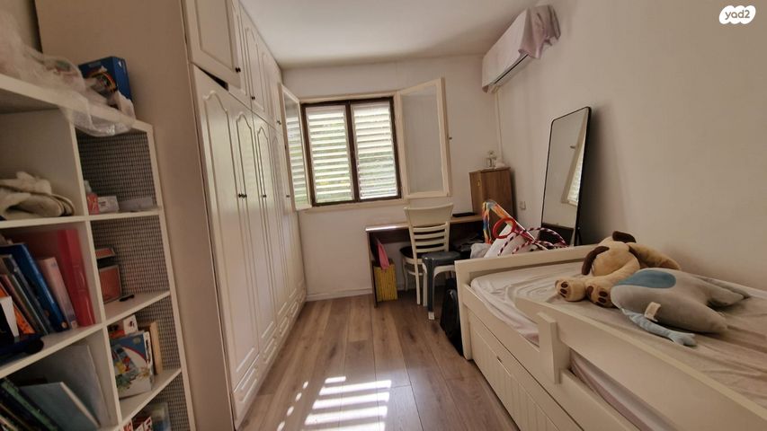 דירה, הרב הרצוג 37, קרית אתא