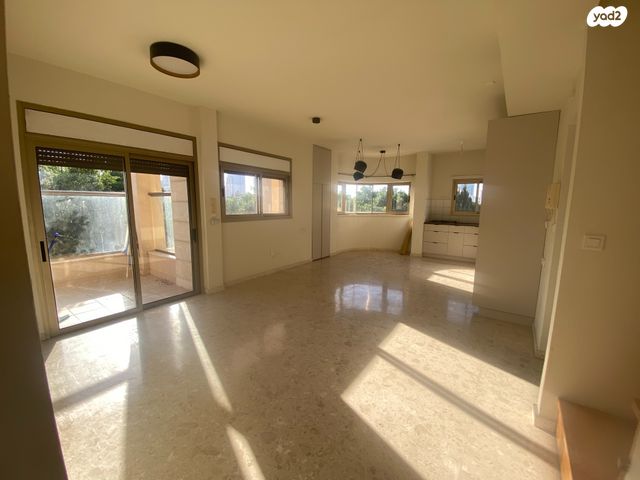 גג/ פנטהאוז, ריינס 33, הצפון הישן - דרום, תל אביב יפו