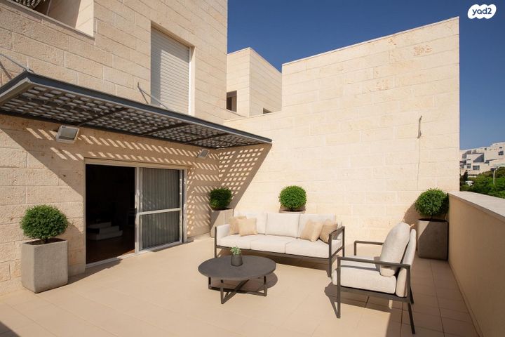 גג/ פנטהאוז