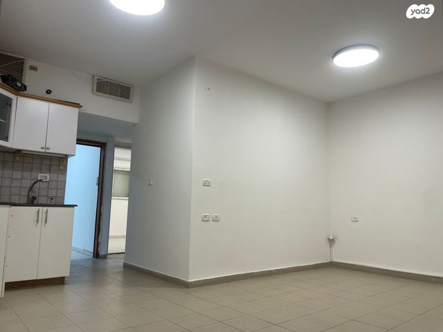 דירה, כפר גלעדי, פלורנטין, תל אביב יפו