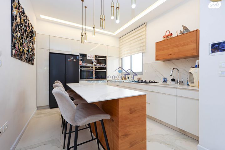 דו משפחתי, בני בנימין 32, נתניה