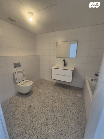 גג/ פנטהאוז, אסירי ציון, קרית שלום, תל אביב יפו