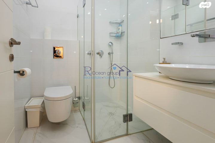 דו משפחתי, בני בנימין 32, נתניה