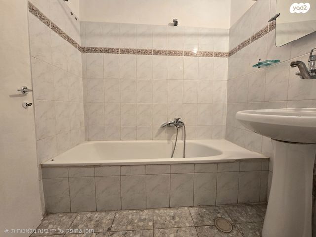 בית פרטי/ קוטג', קרית אונו