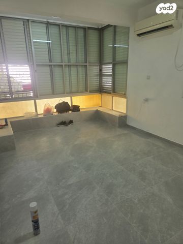 דירה, יהושע חנקין, נאות שושנים, חולון