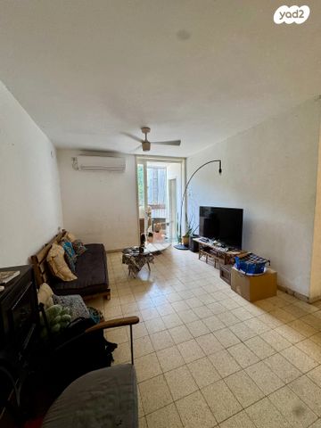 כוכבי יצחק 3