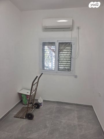 דירה, יהושע חנקין, נאות שושנים, חולון