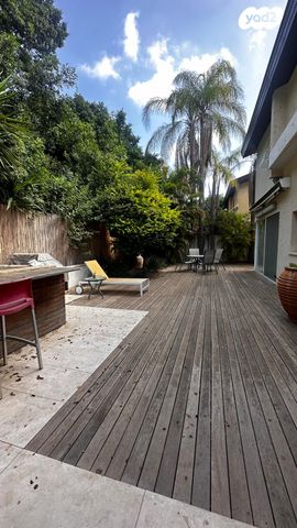 בית פרטי/ קוטג', רמת אפעל, רמת גן