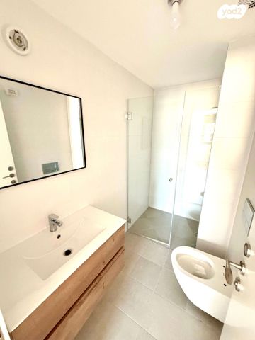 דירה, שדרות ח"ן, הרצליה