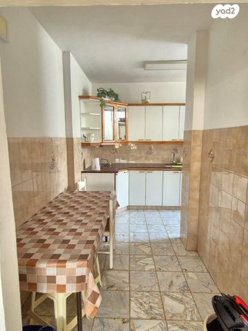 דירה, רוטשילד 39, בת ים