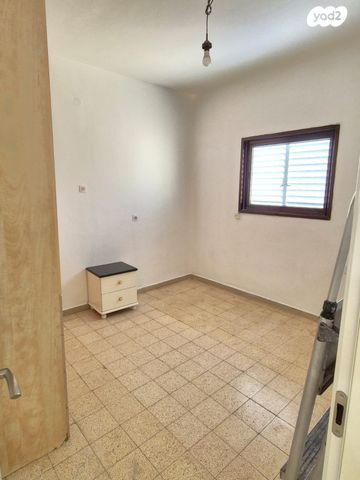 דירה, רוטשילד 39, בת ים