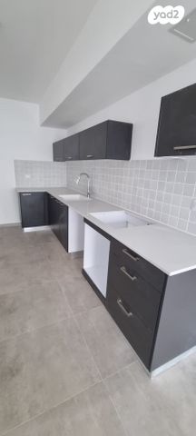 דירה, בני ברית, הרצליה