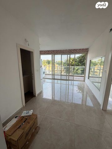 דירה, שדרות וייצמן 89, ביאליק דרום, קרית ביאליק