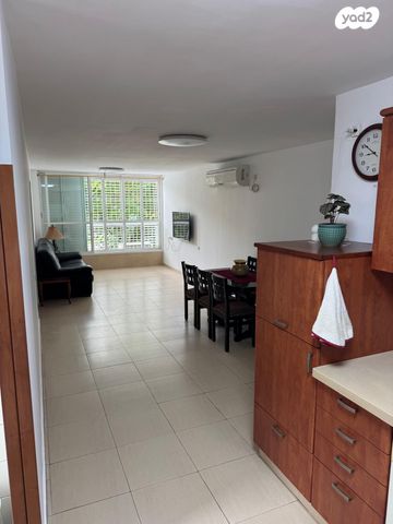 דירה, ההסתדרות, נאות שושנים, חולון