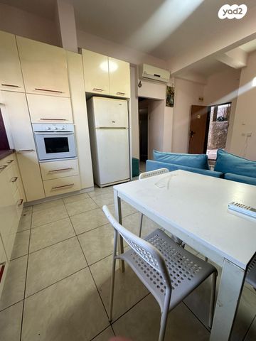 דירה, דוד רזיאל, תל עמל, חיפה