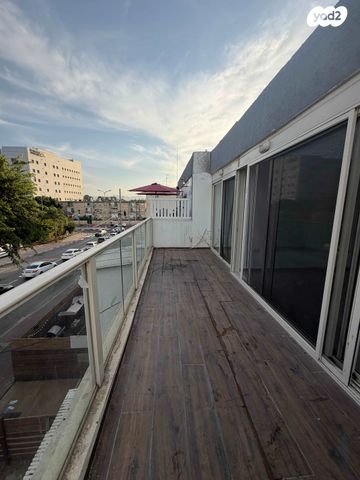 שדרות וייצמן 89