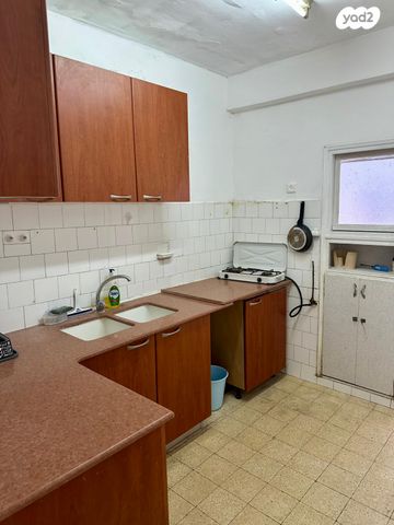 דירה, דב הוז, פרדס כץ, בני ברק