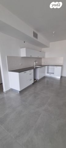 דירה, הרצליה