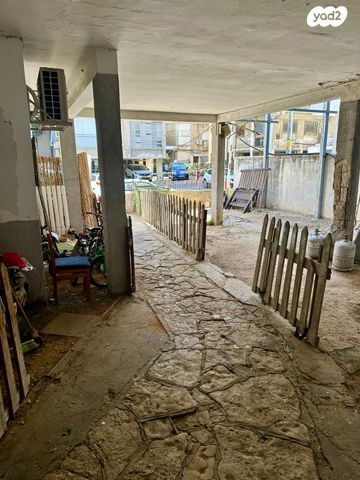 דירה, דב הוז, פרדס כץ, בני ברק