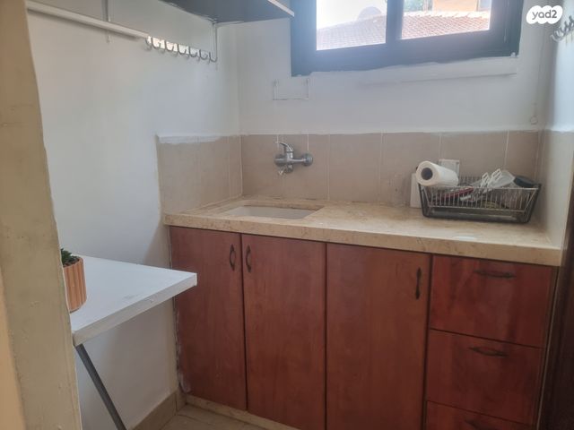 דירה, ב' / צפון מערב העיר, רחובות