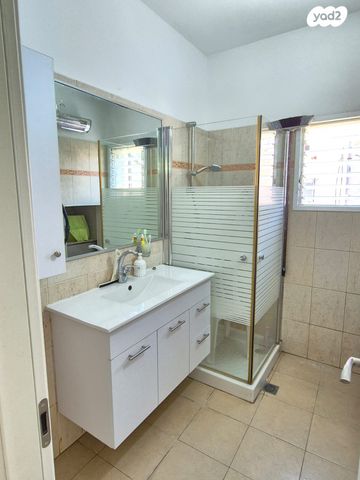 דירה, רוטשילד 39, בת ים