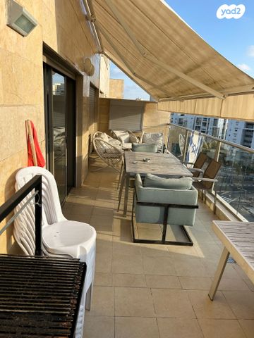 גג/ פנטהאוז, אהוד מנור, קרית אילון, חולון