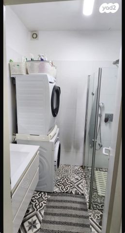 יחידת דיור, תל גיבורים, חולון