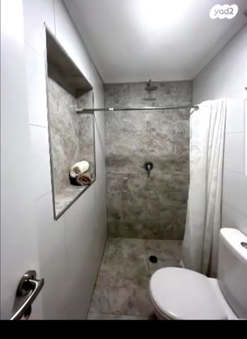 יחידת דיור, תל גיבורים, חולון