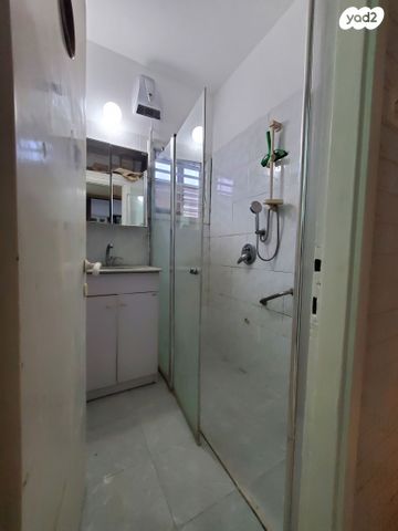 דירה, שדרות קוגל, גרין ועם, חולון