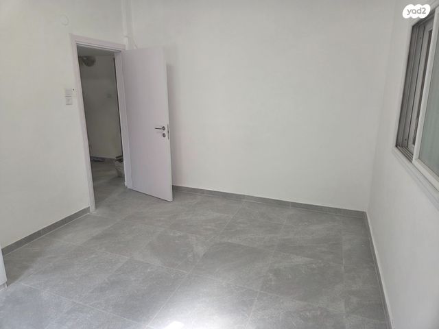 דירה, יהושע חנקין, נאות שושנים, חולון