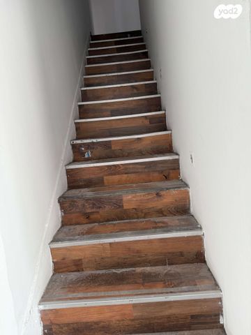 חנויות/ שטח מסחרי, דרך מנחם בגין, בורסה, רמת גן