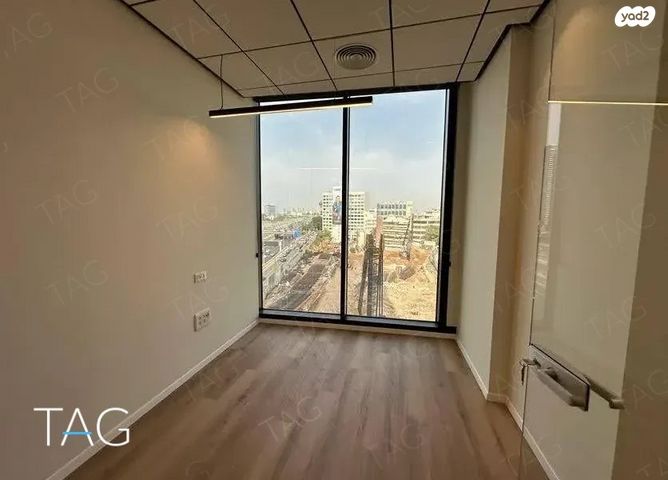 משרדים, דרך מנחם בגין 13, בורסה, רמת גן