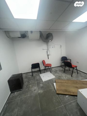 מבני תעשיה, אזור תעשיה מפרץ, חיפה