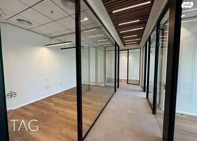 משרדים, דרך מנחם בגין 13, בורסה, רמת גן