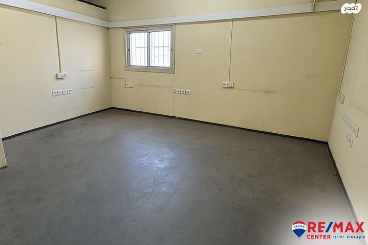 משרדים, הנחושת, אזור תעשיה א, חולון