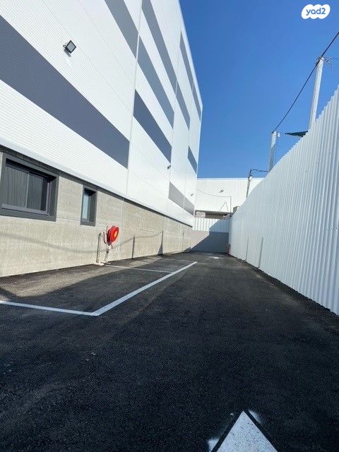 מחסנים, באר טוביה, באר טוביה