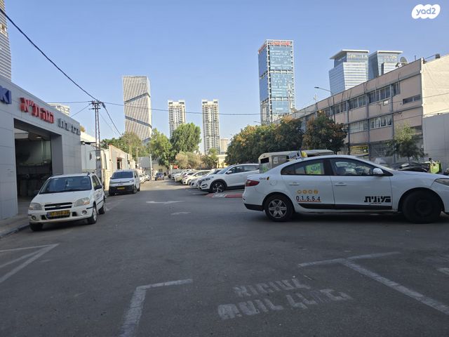 חנויות/ שטח מסחרי, דרך מנחם בגין 128, מונטיפיורי, הרכבת, תל אביב יפו