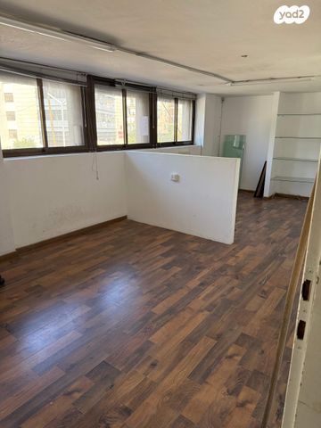 חנויות/ שטח מסחרי, דרך מנחם בגין, בורסה, רמת גן