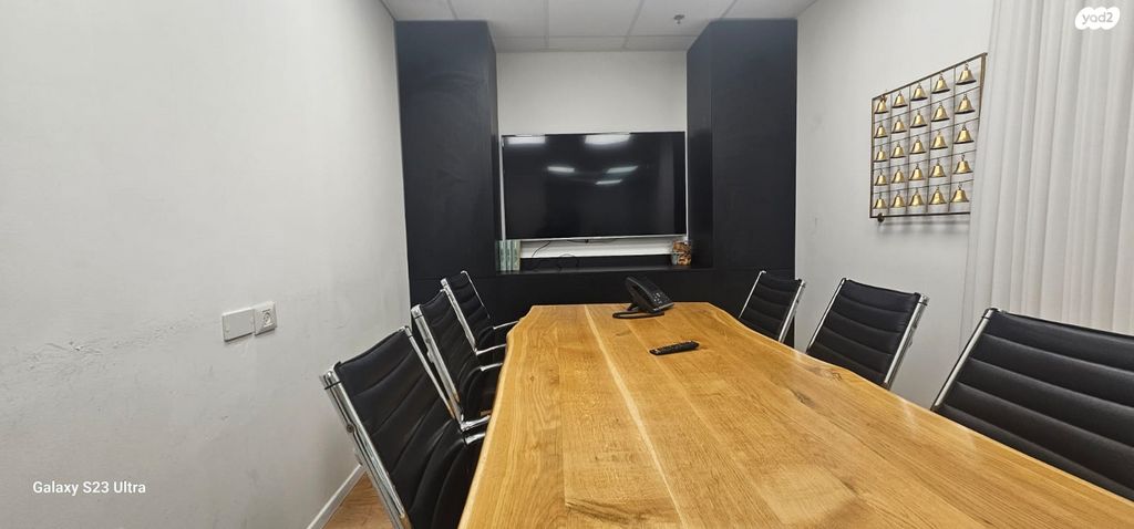 משרדים, דרך זאב ז'בוטינסקי 7, רמת גן