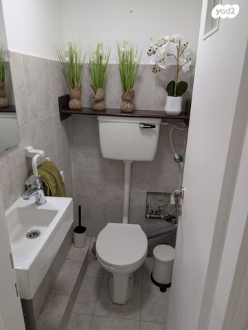 משרדים, כנפי נשרים, אזור תעשיה גבעת שאול, ירושלים